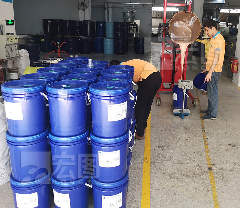 人體硅膠打包現場 人體硅膠打包現場